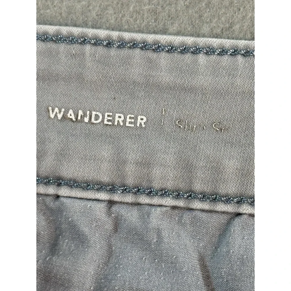 AG Adriano Goldschmied Wanderer Shorts Mens 35 Gray Chino Slim 10 Inseam Casual